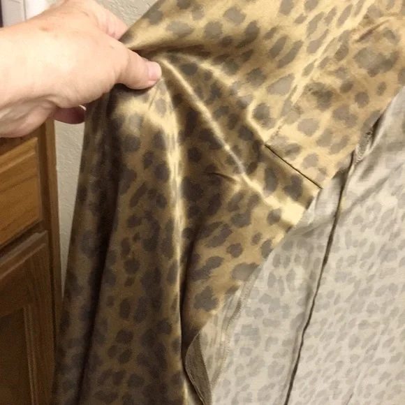 NWOT SILK Long Leopard Print Kimono Robe - Picture 8 of 11
